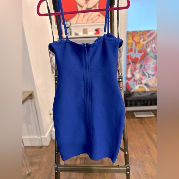 AKIRA BLUE BODYCON MINI DRESS W/RHINESTONE CASCADE SZ MED - Picture 2 of 3